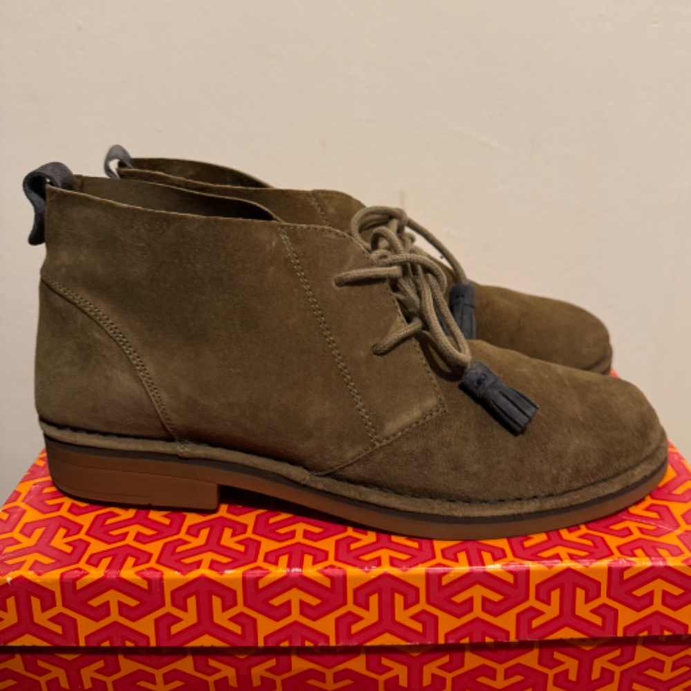 Hush Puppies suede ankle boots